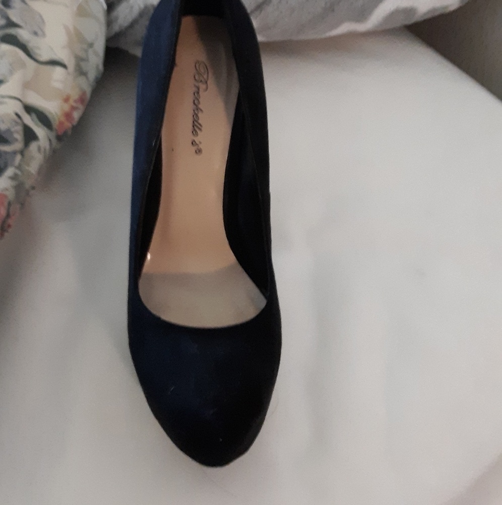Black heels